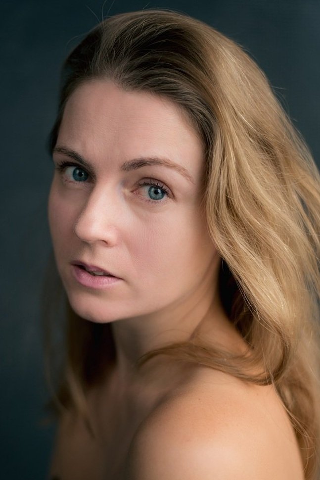 Iryna Bardakova backdrop