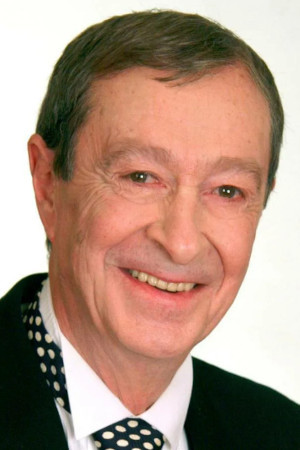 Yulyen Balmusov backdrop