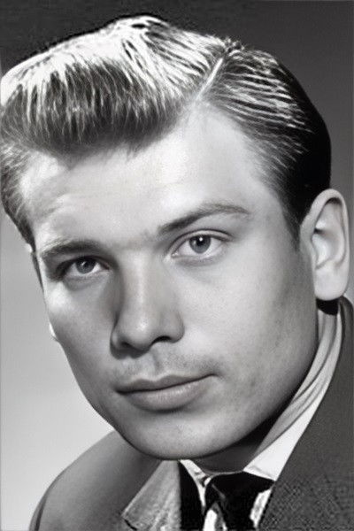 Vladimir Smirnov backdrop