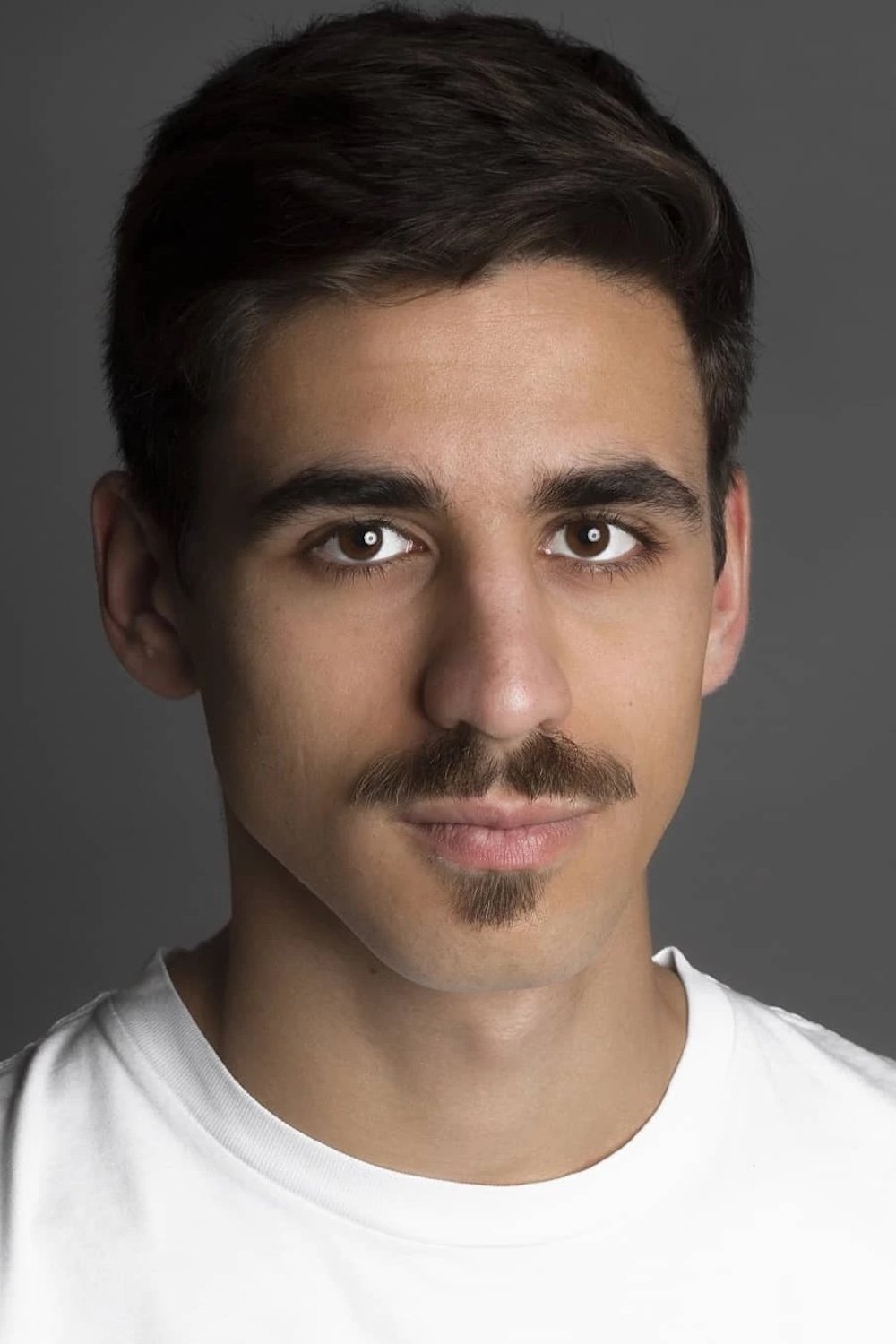 Miguel Amorim backdrop