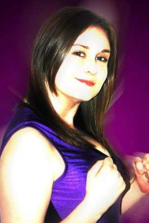 Victoria Owen backdrop