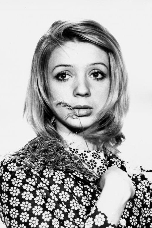 Mihaela Mihai backdrop