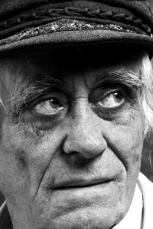 Dimitris Katsoulis backdrop