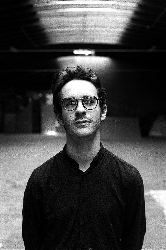 Mattias De Craene backdrop