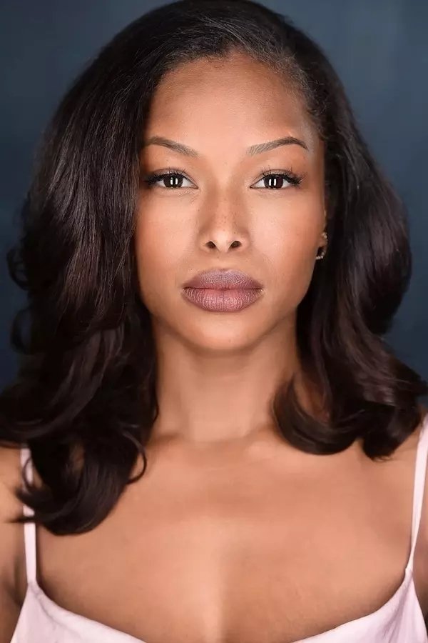 Brittani Es Hell backdrop