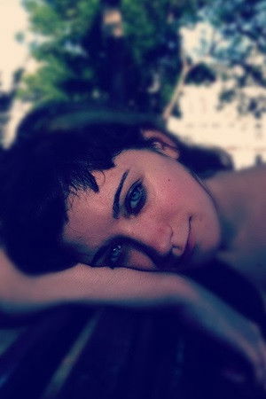 Agustina Del Rosal backdrop