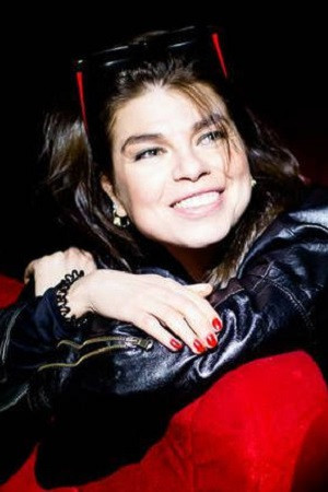 Tonya Noyabriova backdrop