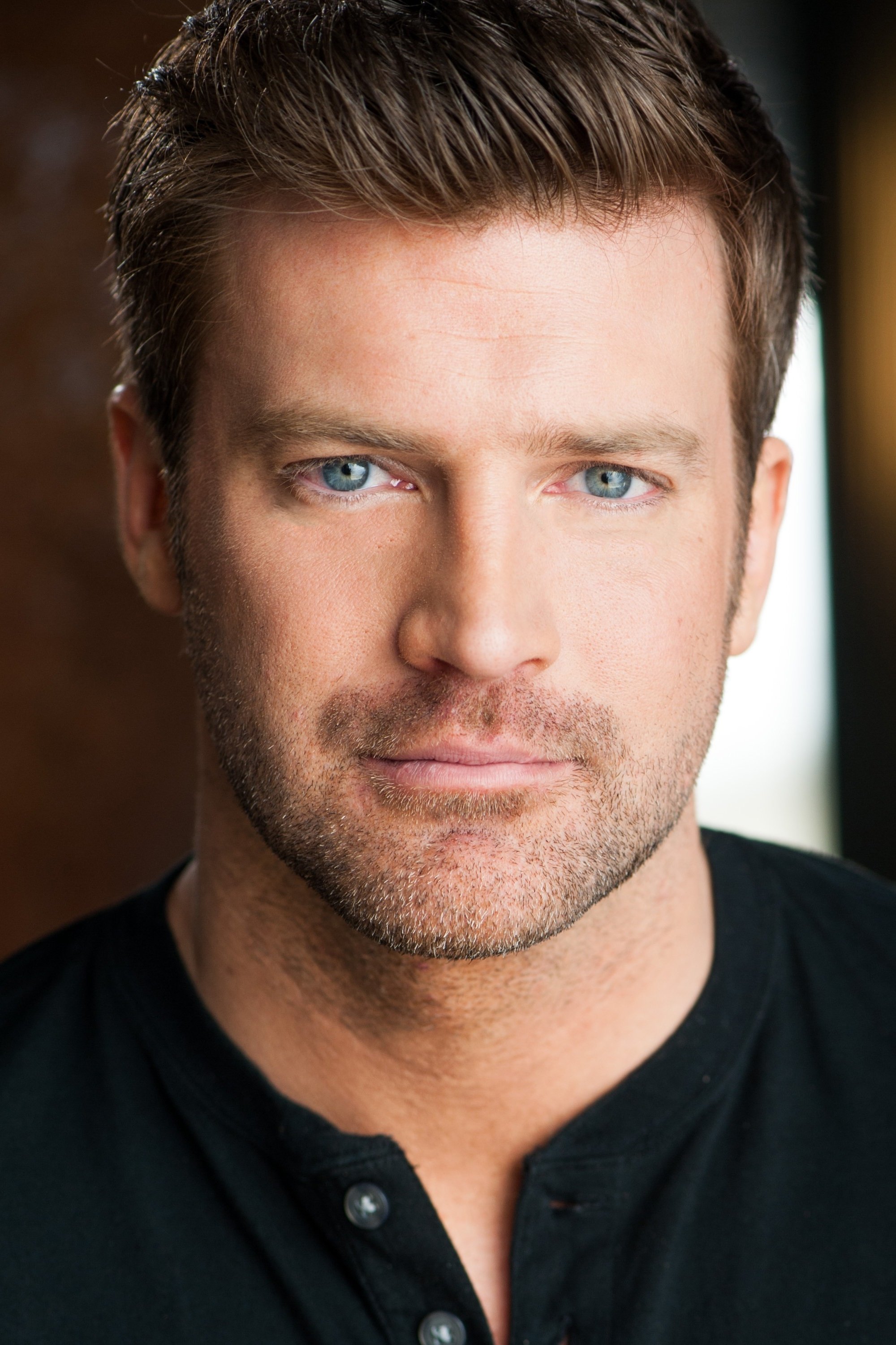 Hjuston Rainz backdrop