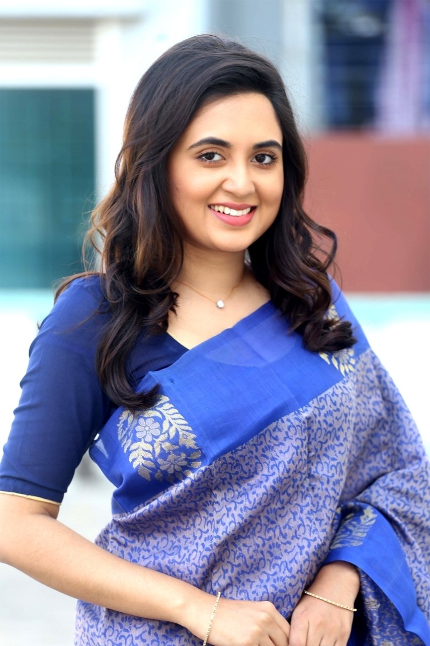 Tania Brishty backdrop