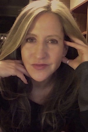 Amy Gossels backdrop