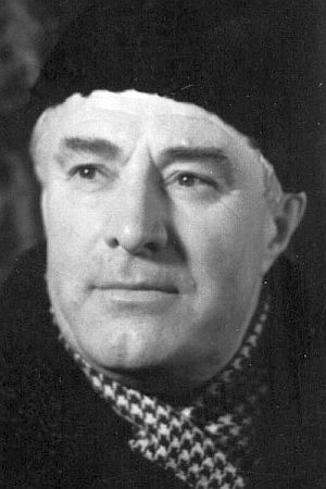 Sergey Papov backdrop