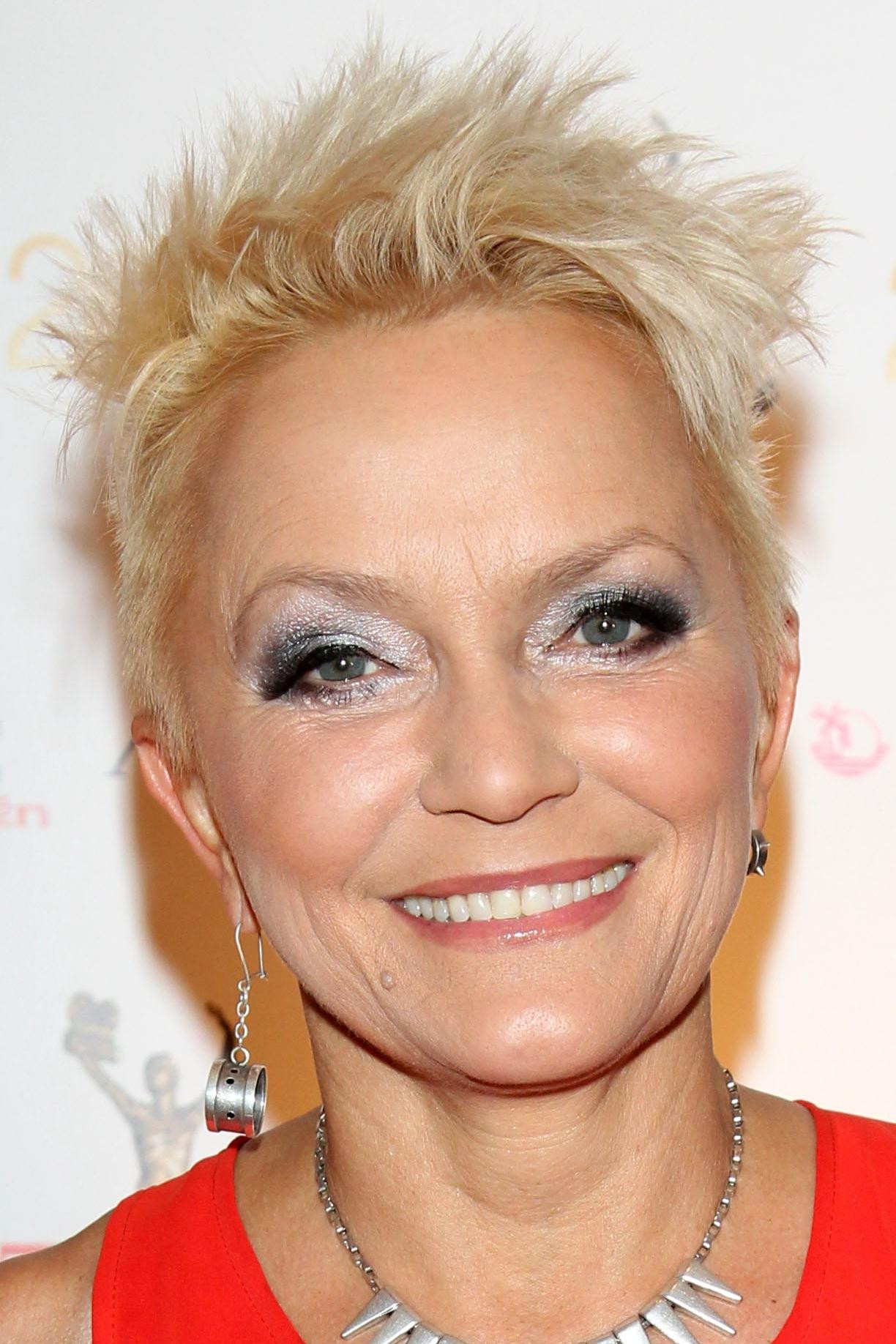 Małgorzata Ostrowska backdrop