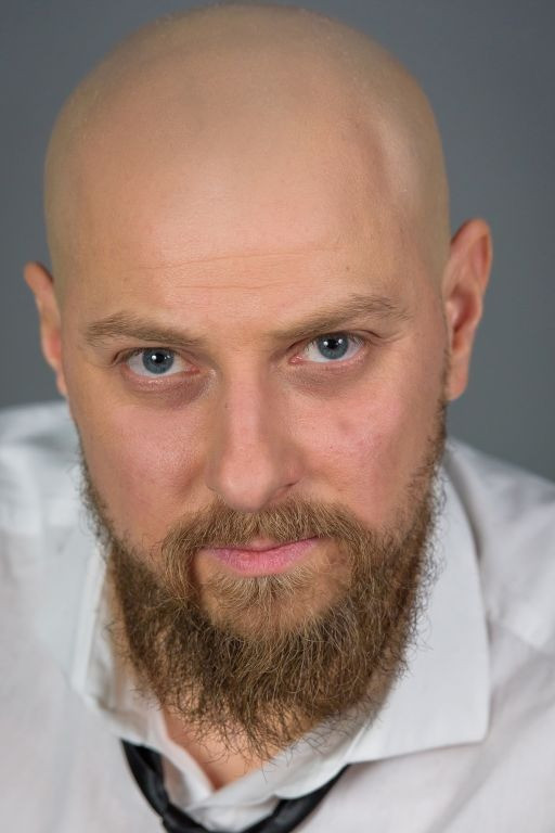 Radu Largeanu backdrop