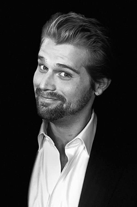 Kyle Williams backdrop