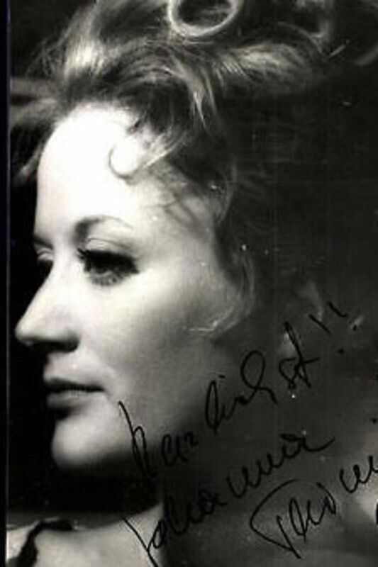 Johanna Thimig backdrop