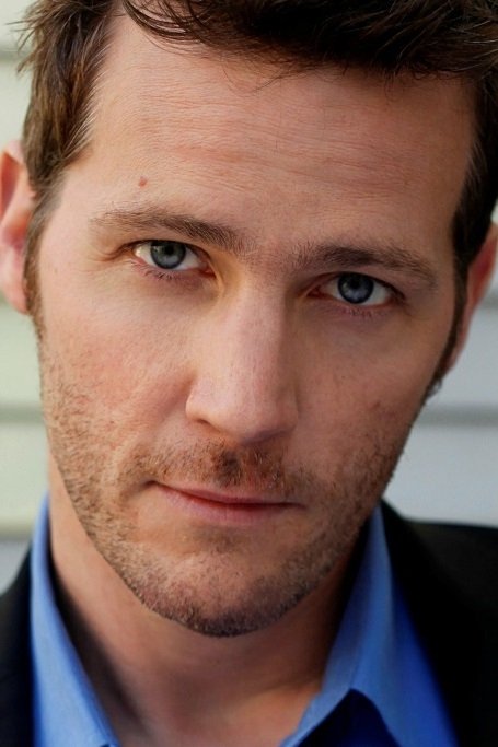 Graham Abbey → Grejm Ebi backdrop