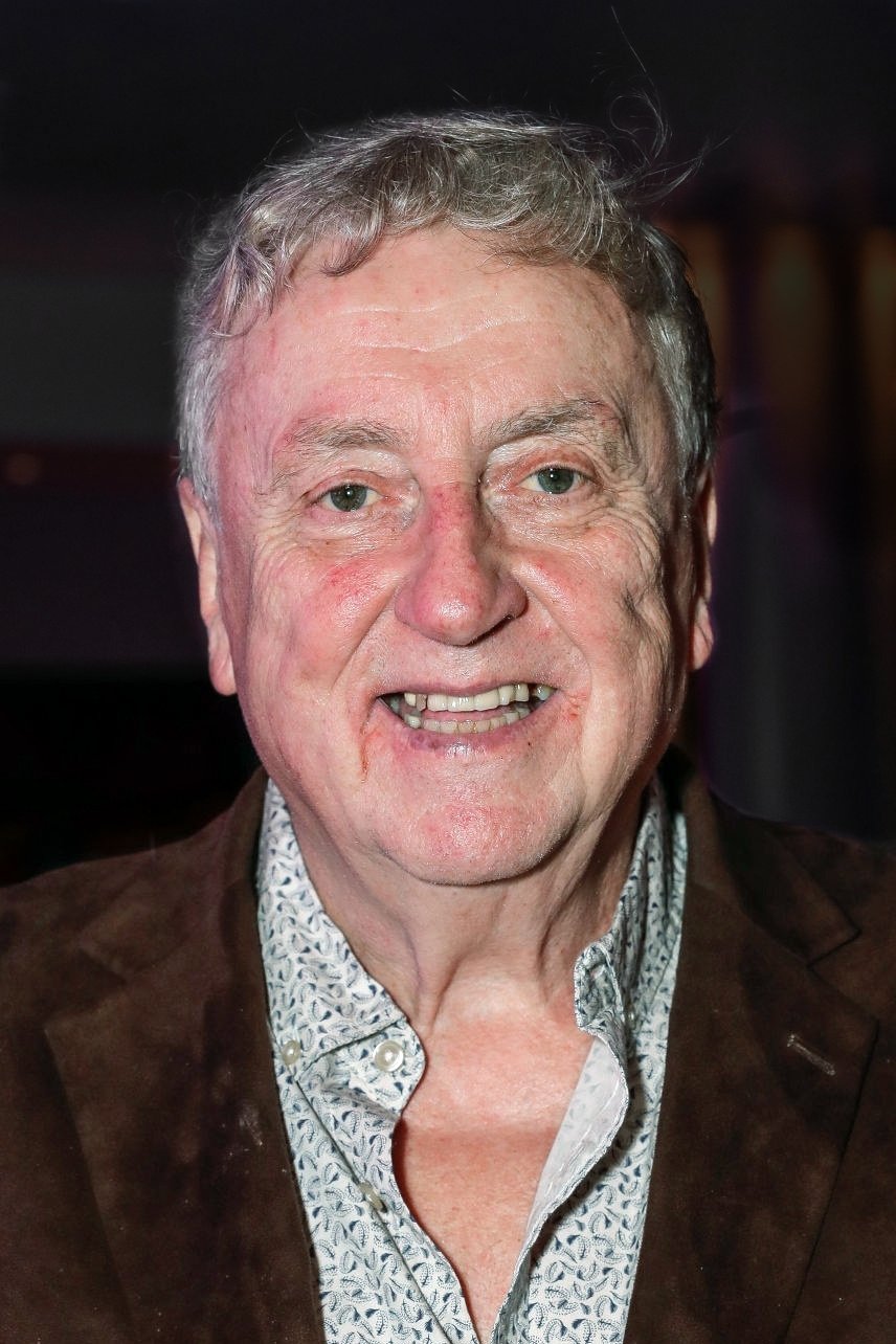 Desmond Barrit backdrop