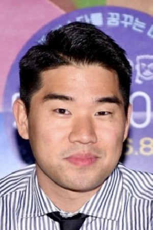 Kim Chung-gil backdrop