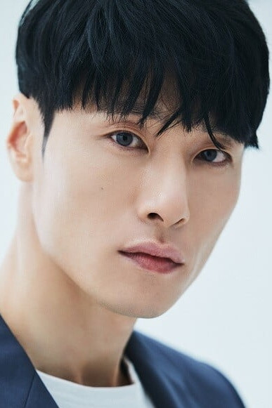 Kim Dong-won backdrop