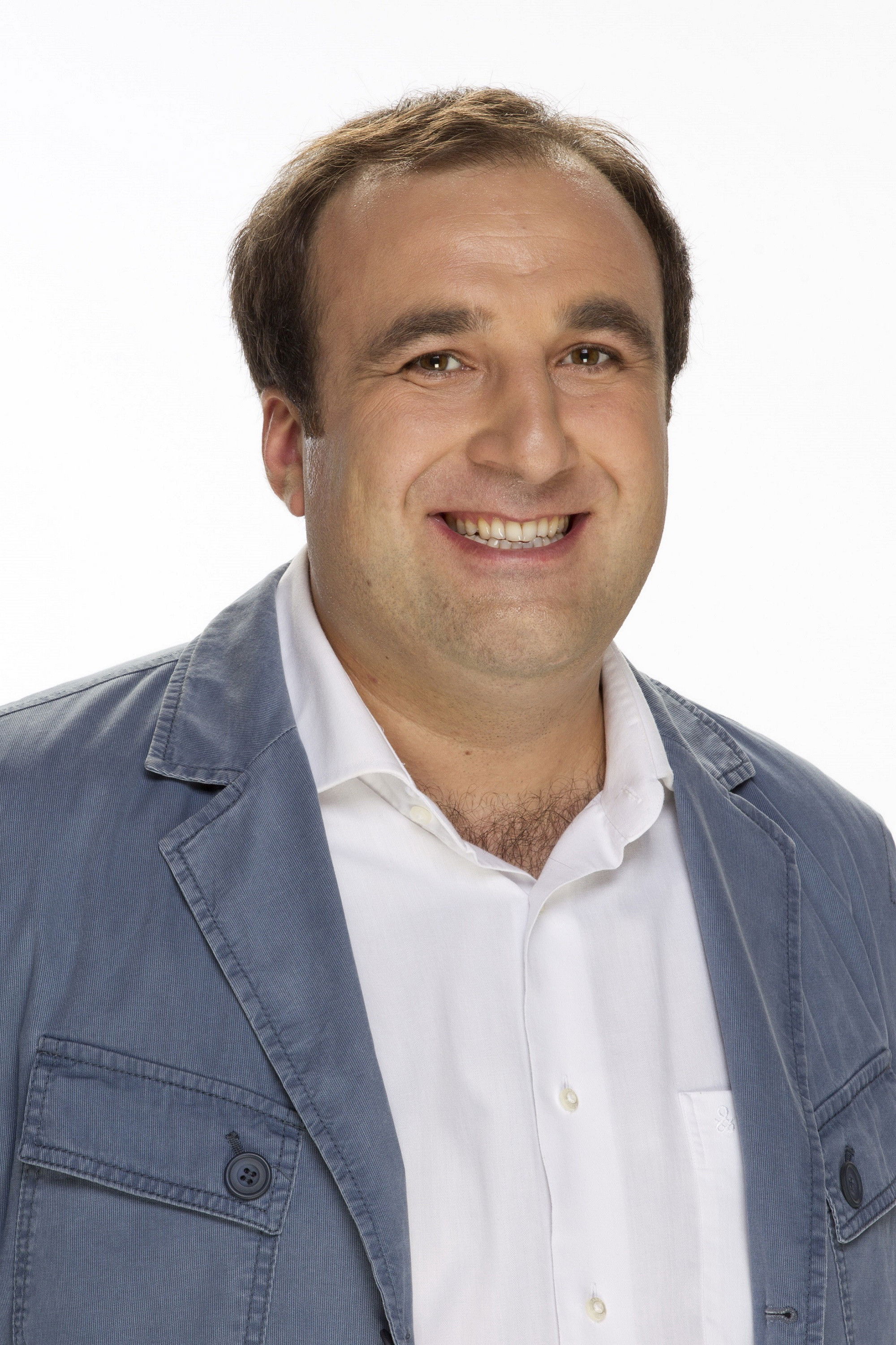 Teimuraz Taniyah backdrop