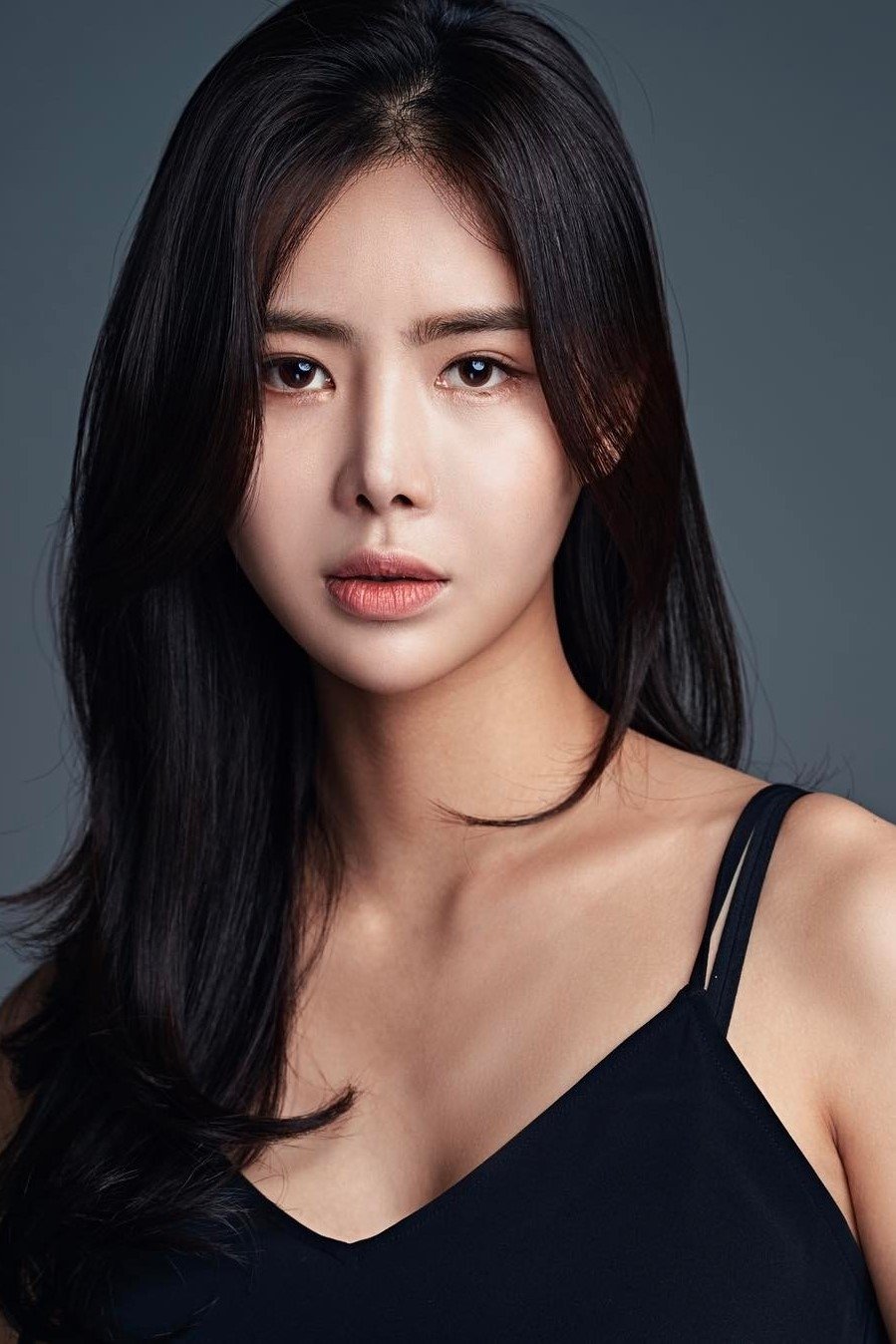 Park Kyoung-hee backdrop