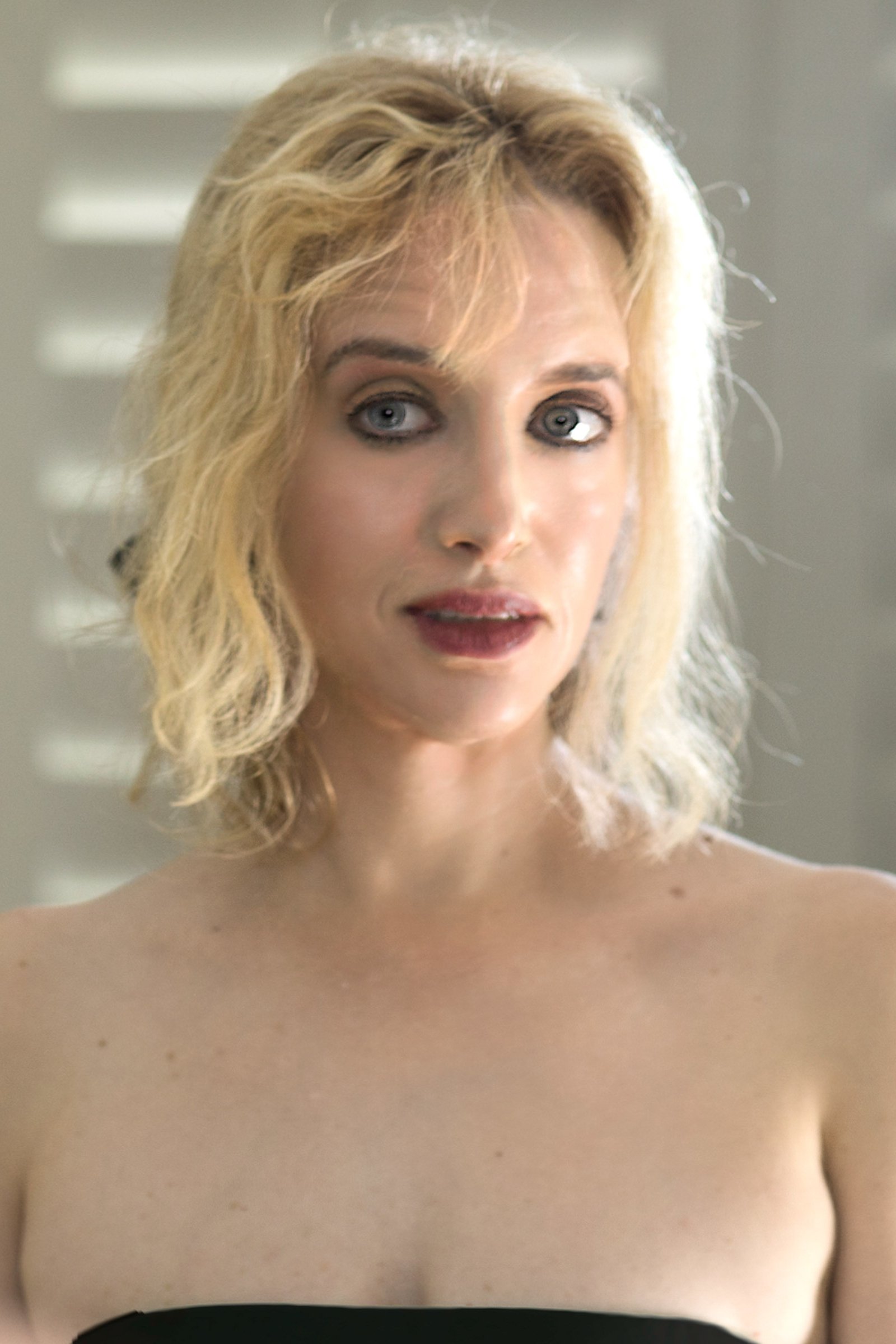 Chloe Traicos backdrop