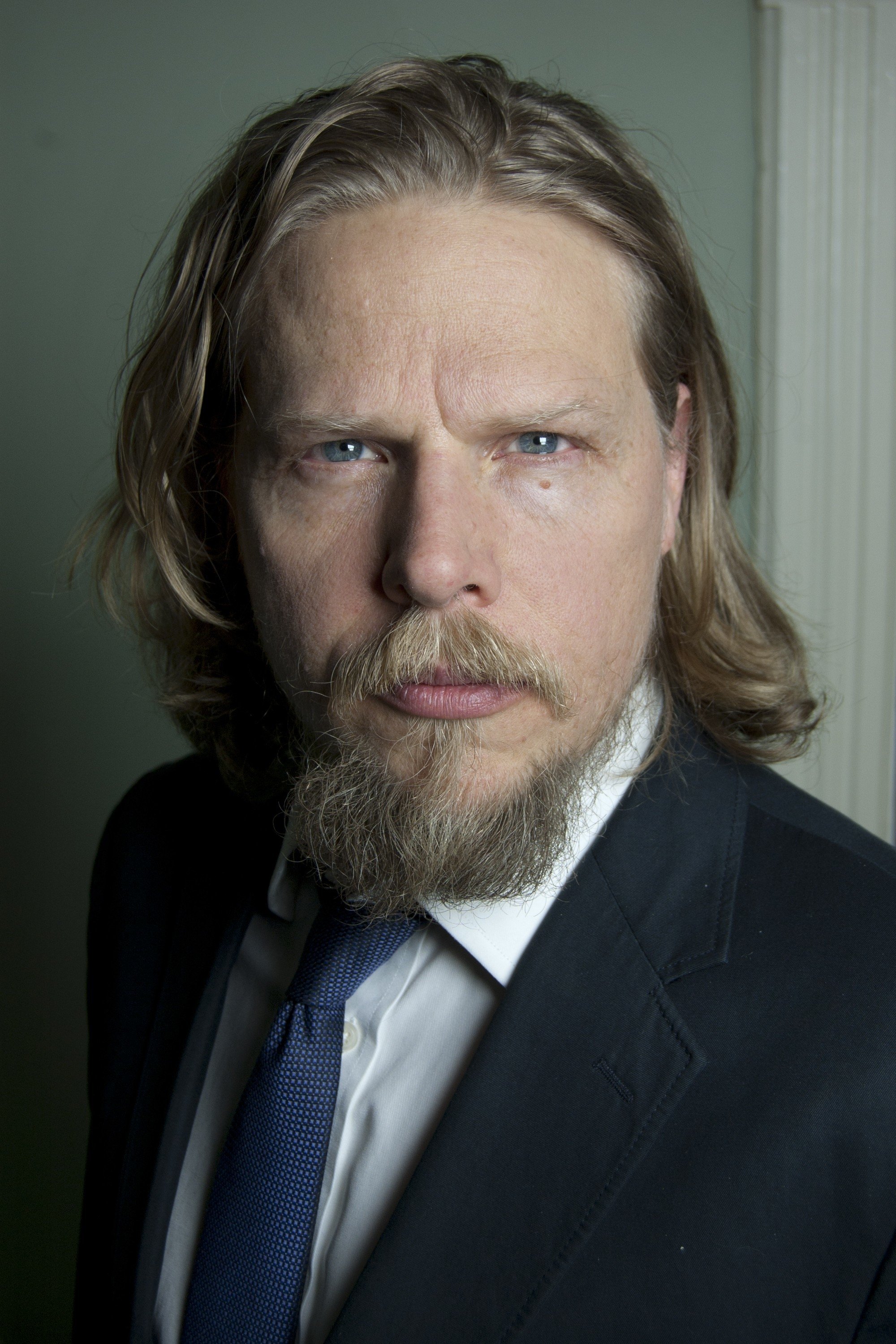 Ian Matthews backdrop