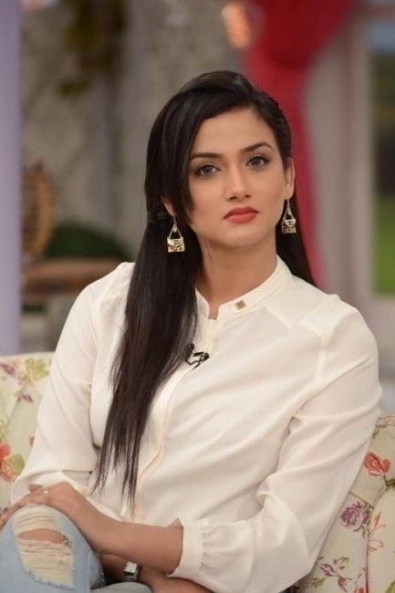 Kiran Tabeer backdrop