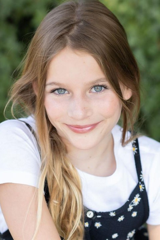 Avery Ilardi backdrop