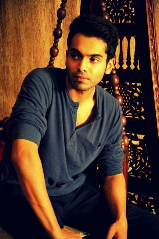 Faizan Khawaja backdrop