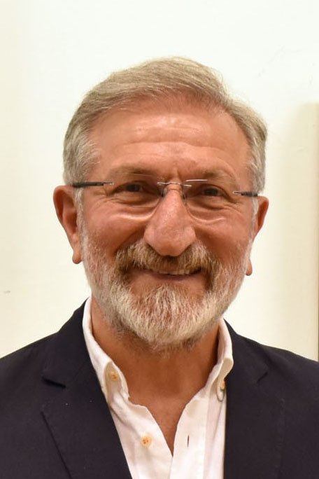 Gafur Uzuner backdrop