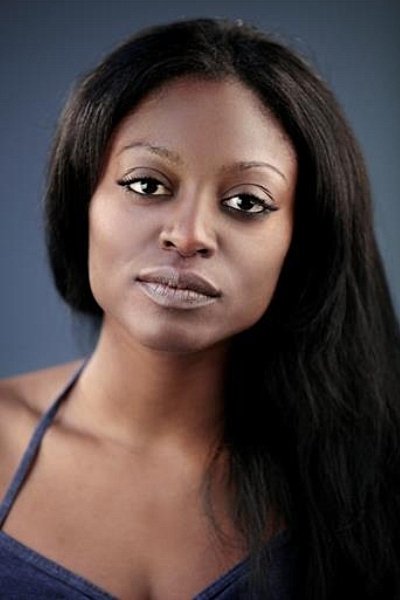 Rozemeri Anabela backdrop