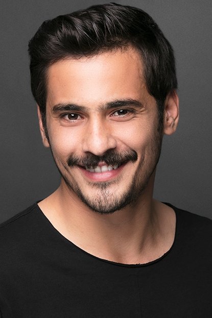 Caner Şahin backdrop