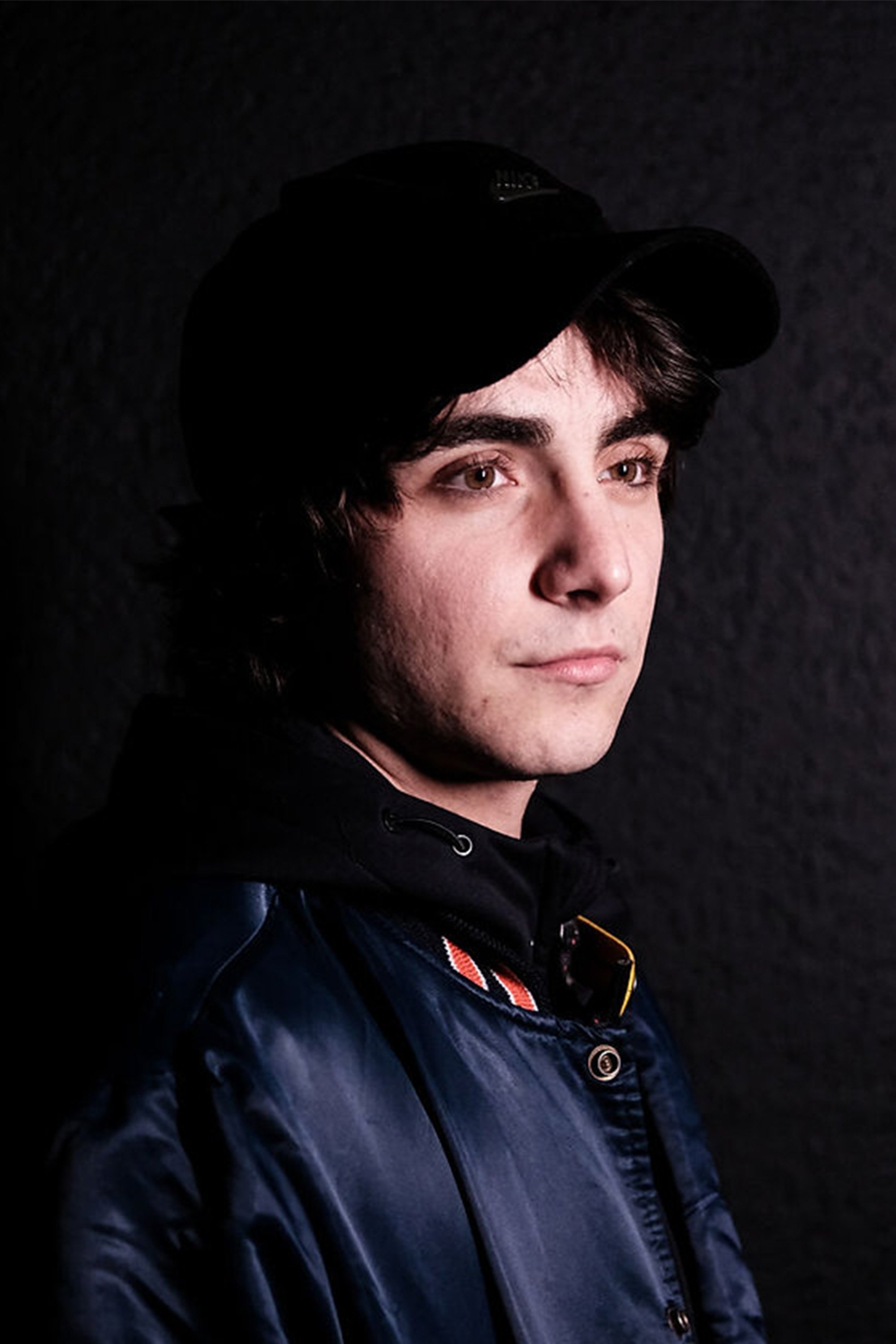 Louis Memmi backdrop