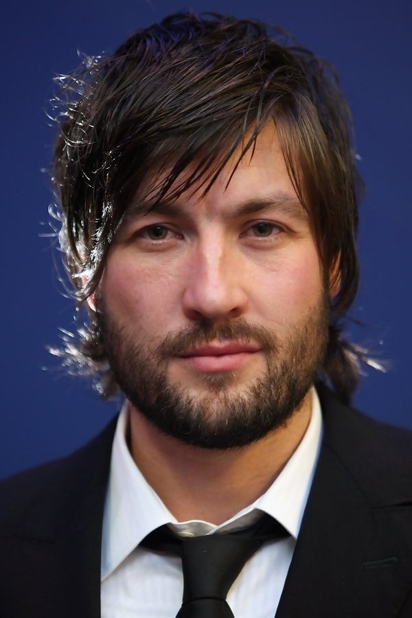 Liam McMahon → Liam Mëkman backdrop