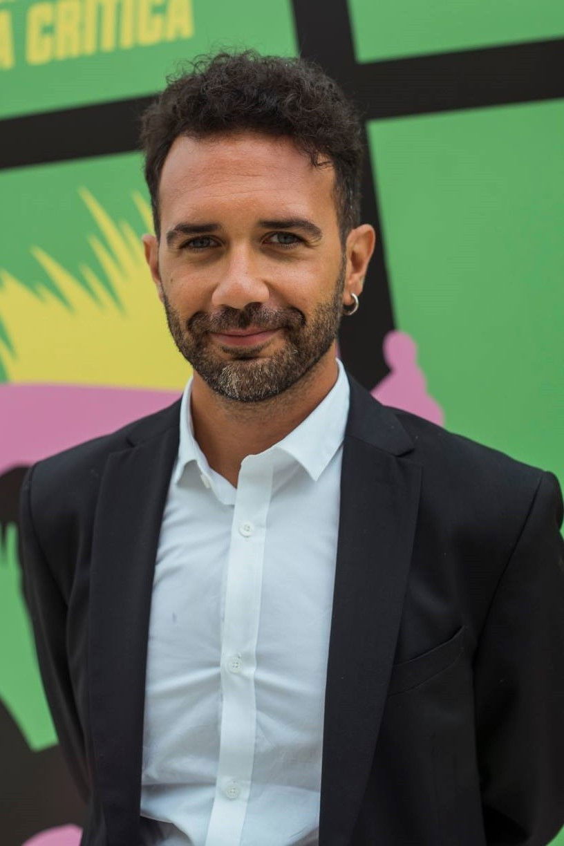 Leandro Picarella backdrop