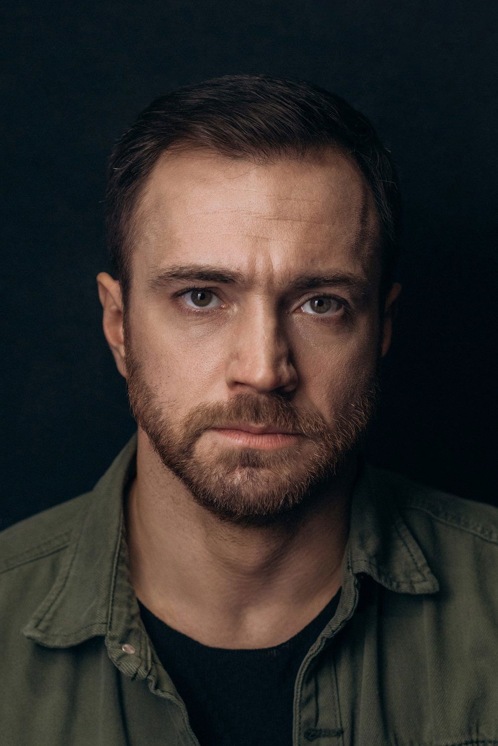 Evgeny Shirikov backdrop