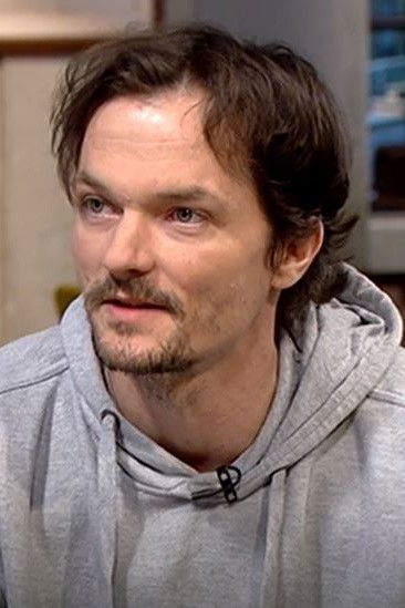 Attila Kasvinszki backdrop