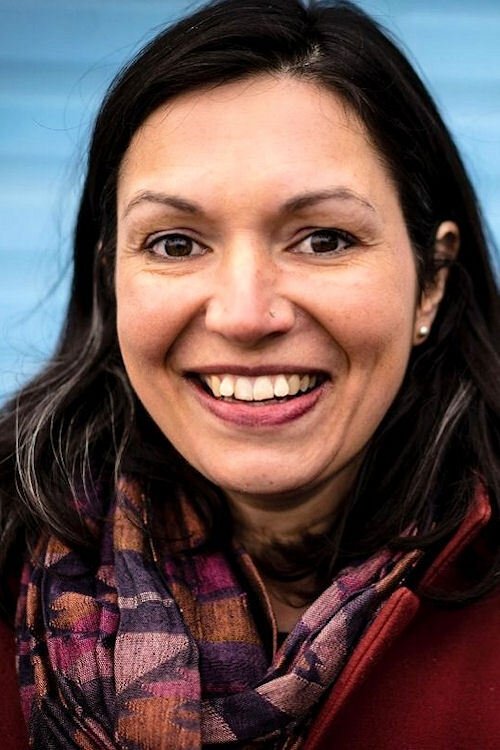 Yasmin Khan backdrop