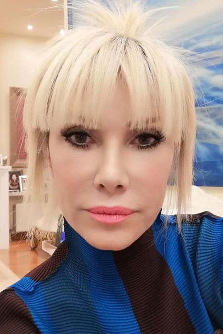 Nana Veneti backdrop