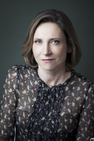 Hélène Risser backdrop