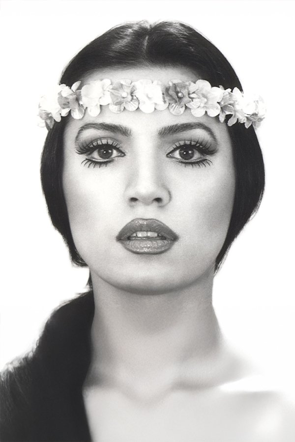 Seyyal Taner backdrop