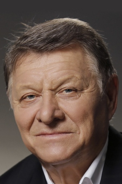 Yevhen Shakh backdrop