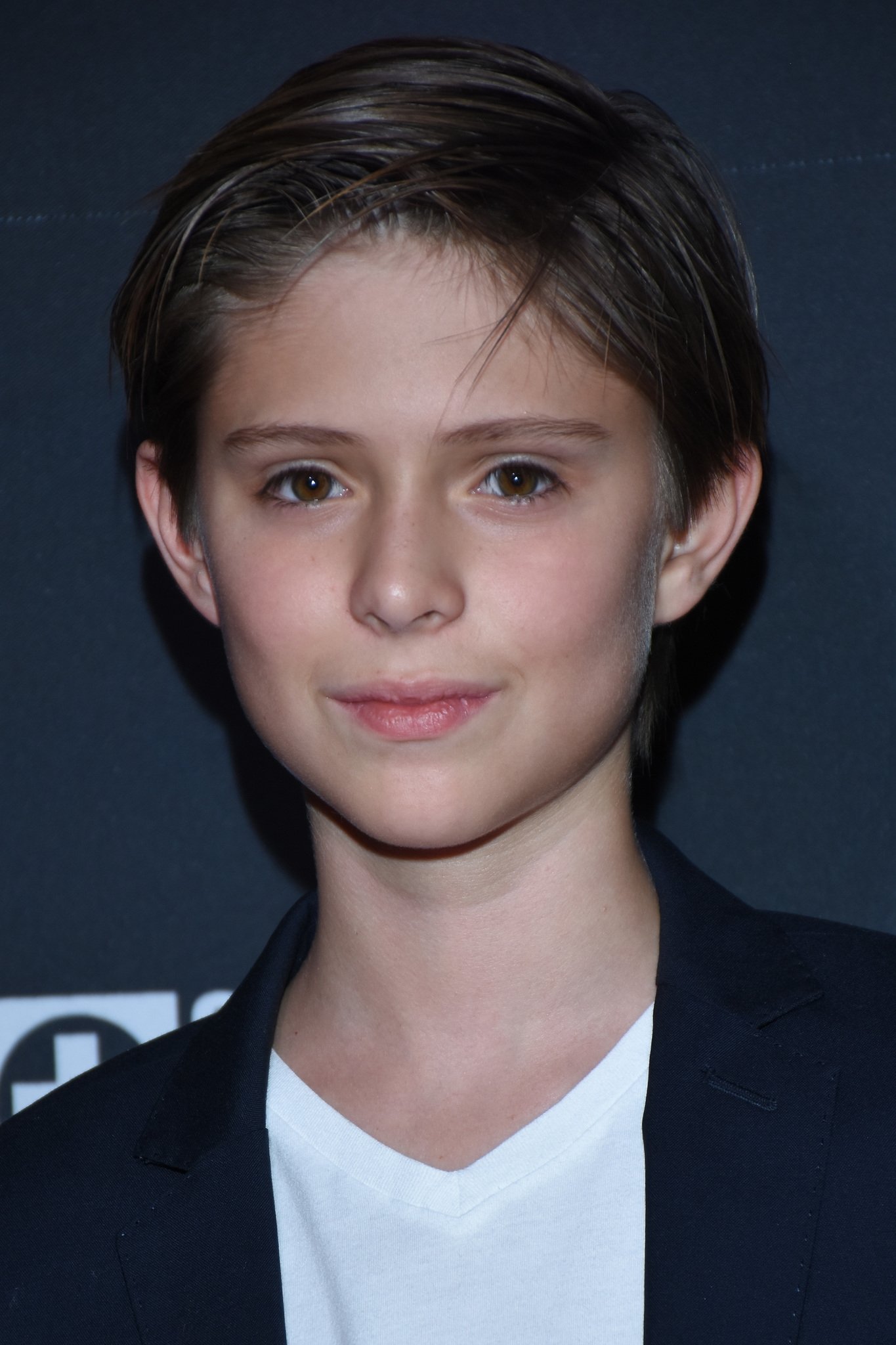 Carlos Peralta backdrop