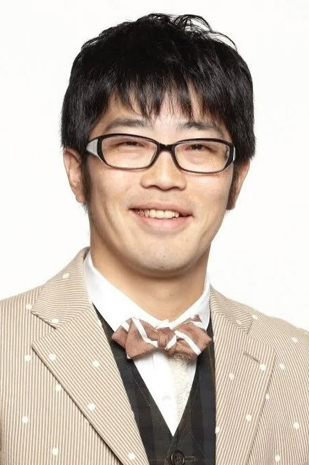 Taku Suzuki backdrop