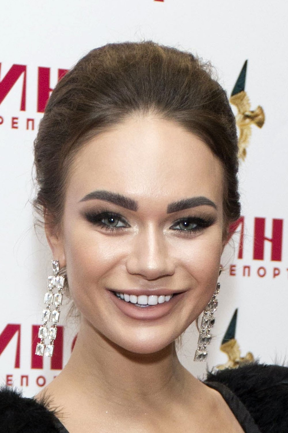 Yana Koshkina backdrop