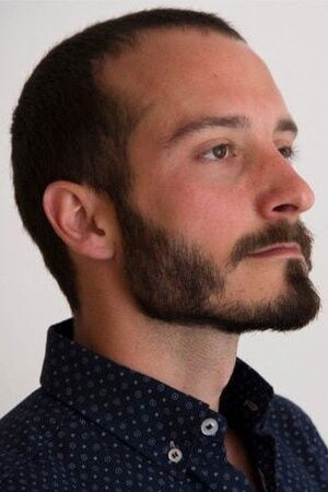 Roberto Ruiz Céspedes backdrop