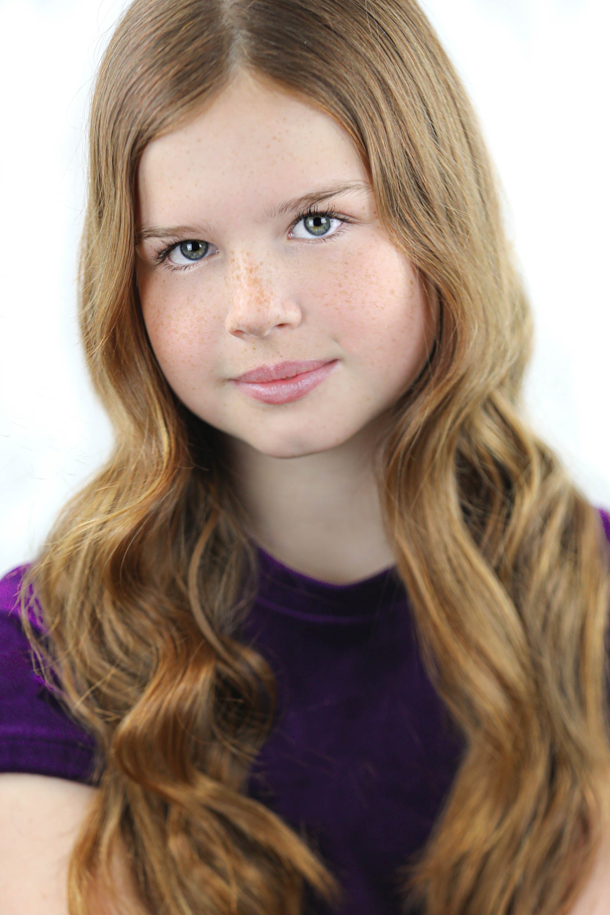 Ellarose Kaylor backdrop