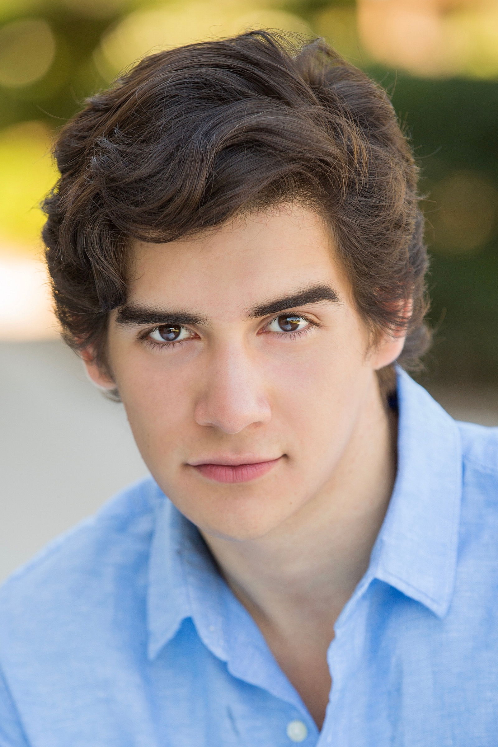 Gonzalo Aburto backdrop