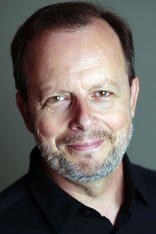 Frédéric Auburtin backdrop